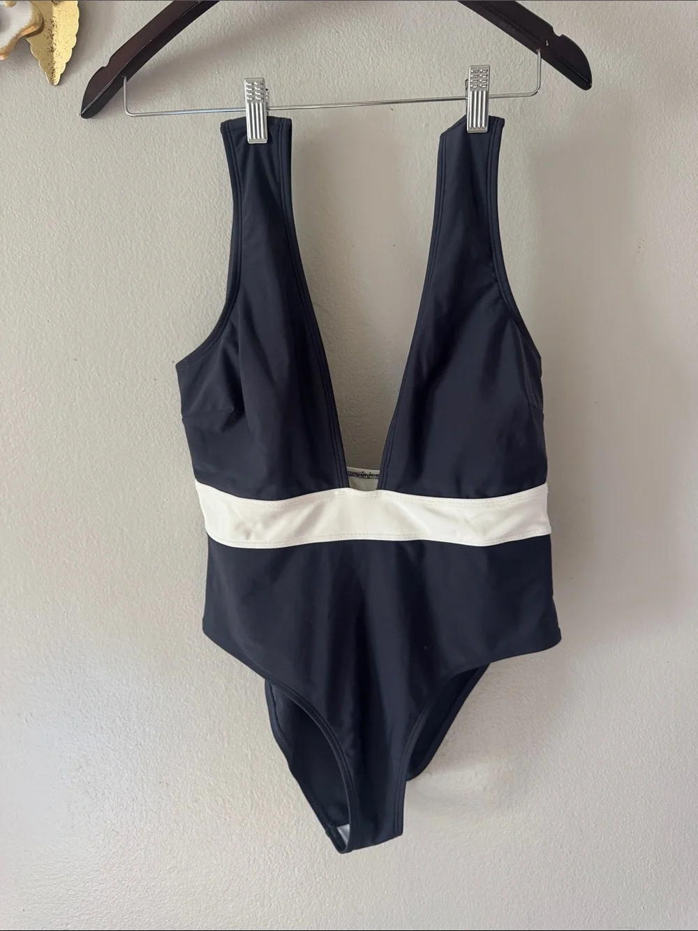 Cupshe Black One-Piece Swimsuit with White Waistband
